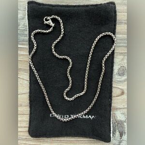 DAVID YURMAN Sterling silver box 
chain necklace.